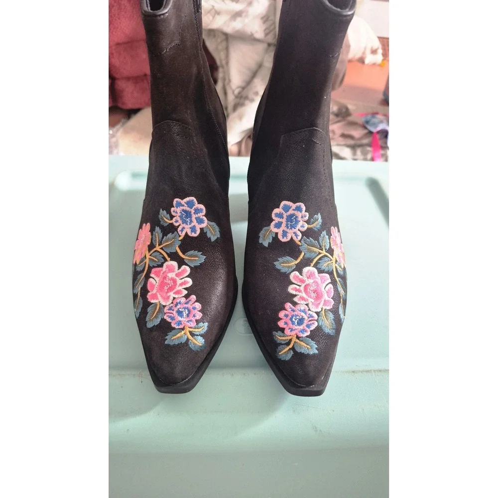 Pioneer Woman Cowgirl Garden Boots Black Floral Embroidered Western Booties 9W - Picture 3 of 13